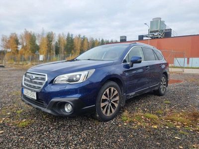 Blå Begagnad 2015 Subaru Outback SUV | 49 500 kr (Marknadspris)