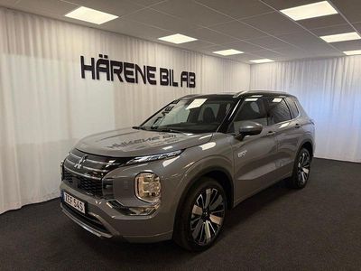 Moonstone grey with black roof Ny 2025 Mitsubishi Outlander Instyle SUV | 618 800 kr