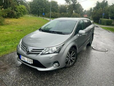begagnad Toyota Avensis Automat ny bes
