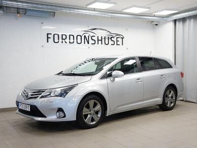 Begagnad Toyota Avensis Edition 147 HK (108 kW) 2015 Silver Kombi