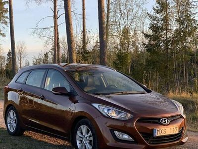 begagnad Hyundai i30 Kombi 1.6 CRDi, Nybesiktigad, Drag