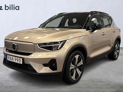 Ljusgrå (grå) Begagnad 2022 Volvo XC40 Plus SUV | 334 900 kr