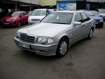 Mercedes C180