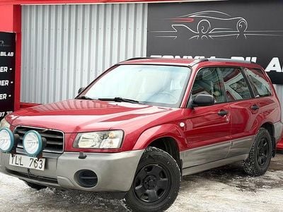 Begagnad Subaru Forester 125 HK (91 kW) 2003 Röd SUV