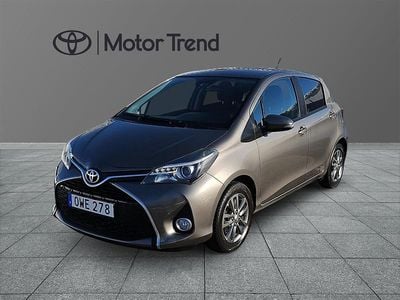Begagnad Toyota Yaris Style 99 HK (72 kW) 2016 Grå