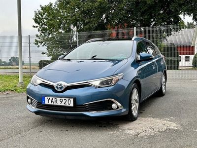 Toyota Auris Hybrid