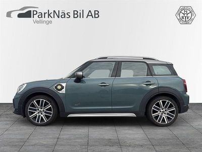 Sage green Begagnad 2023 Mini Cooper Countryman SUV | 309 900 kr (Marknadspris)