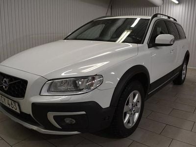 Begagnad Volvo XC70 Momentum 181 HK (133 kW) 2016 Vit Kombi