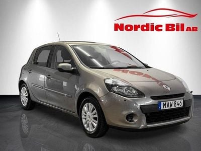 Ljusbrun (brun) Begagnad 2012 Renault Clio R.S. Halvkombi | 39 900 kr (Marknadspris)