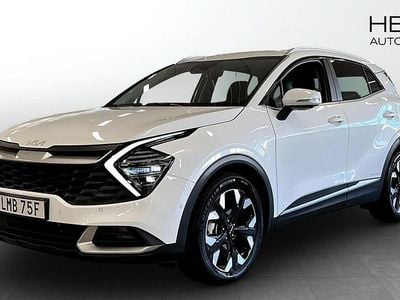 Vit (white) Begagnad 2024 Kia Sportage Advance SUV | 399 900 kr (Marknadspris)