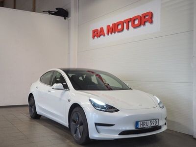 begagnad Tesla Model 3 Standard Range Plus | Pano | 2020, Halvkombi