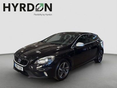 Svart Begagnad 2016 Volvo V40 Kombi | 99 000 kr (Lite dyr)
