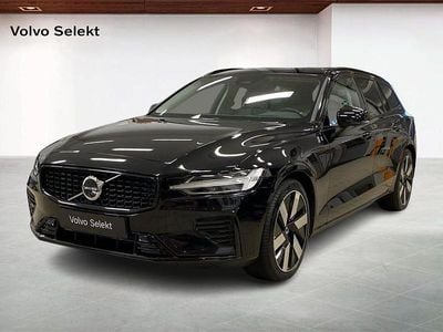 Svart Begagnad 2024 Volvo V60 Ultimate Kombi | 449 000 kr (Dyr)