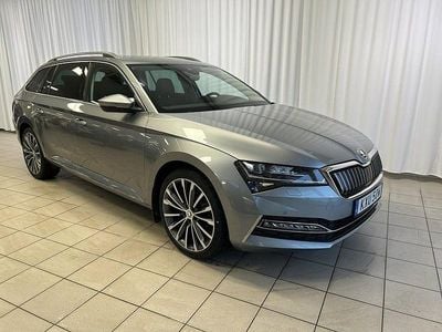 Begagnad Skoda Superb 156 HK (114 kW) 2021 Grå Kombi