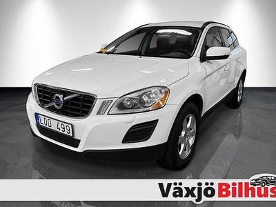 Begagnad Volvo XC60 Momentum 163 HK (119 kW) 2010 Vit SUV