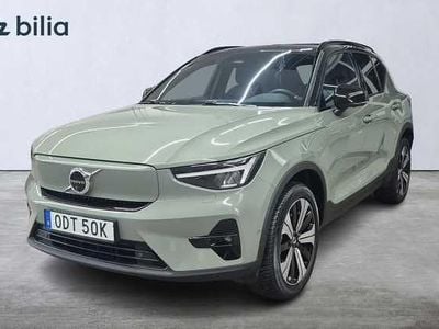 Grön Begagnad 2022 Volvo XC40 Ultimate SUV | 379 000 kr