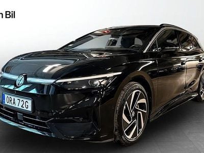 Svart (grenadilla black metallic) Begagnad 2024 VW ID.7 Pro Performance Kombi | 499 500 kr (Superpris)