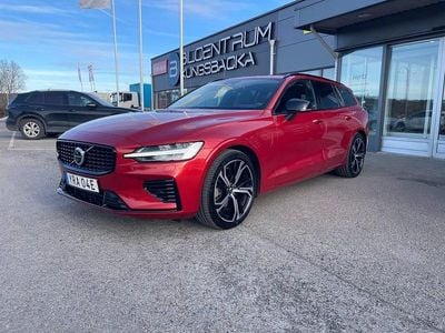 Begagnad Volvo V60 456 HK (335 kW) 2023 Röd Kombi
