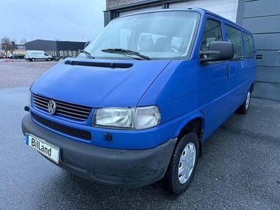Blå Begagnad 2003 VW Caravelle Minibuss | 29 900 kr