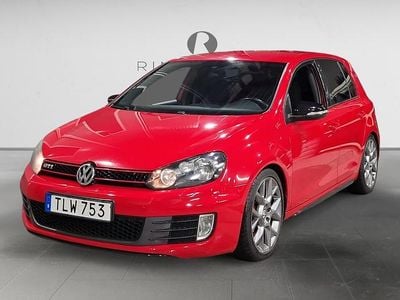 Röd Begagnad 2010 VW Golf VI GTI Halvkombi | 69 900 kr (Marknadspris)