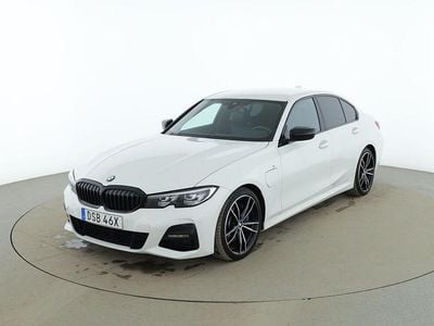 Begagnad BMW 330e M Sport 252 HK (185 kW) 2020 Vit Sedan