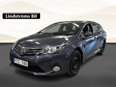 Mörkblå Begagnad 2013 Toyota Avensis Business Edition Kombi | 89 000 kr (Marknadspris)