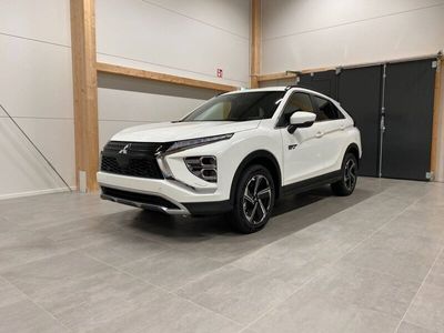 begagnad Mitsubishi Eclipse Cross Plug-In Hybrid 2.4 4WD CVT Euro 6 202hk