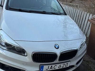 Begagnad 2016 BMW 218 Active Tourer Minibuss | 120 000 kr (Bra pris)