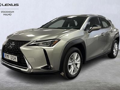 Grå Begagnad 2022 Lexus UX 250h SUV | 289 000 kr (Marknadspris)