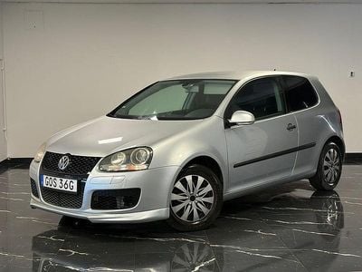 Silver Begagnad 2004 VW Golf IV Comfortline Halvkombi | 32 900 kr (Lite dyr)