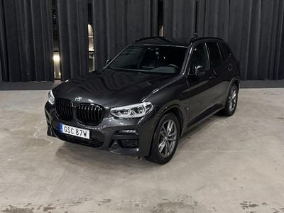 Grå Begagnad 2020 BMW X3 M Sport SUV | 379 900 kr