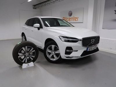 Vit Begagnad 2023 Volvo XC60 SUV | 399 900 kr