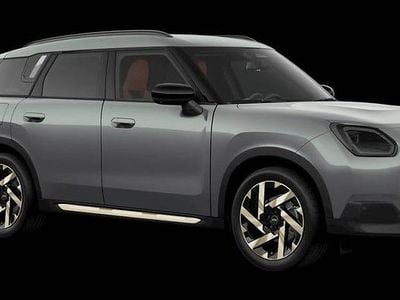 Begagnad Mini Countryman 150 kW (204 HK) 2000 Smokey green