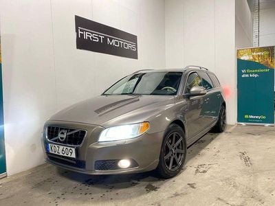 Begagnad Volvo V70 Summum 175 HK (128 kW) 2009 Grå Kombi