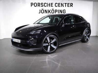 Svart (black) Ny 2025 Porsche Macan SUV | 1 215 000 kr (Marknadspris)