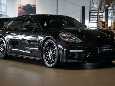 Porsche Panamera 4