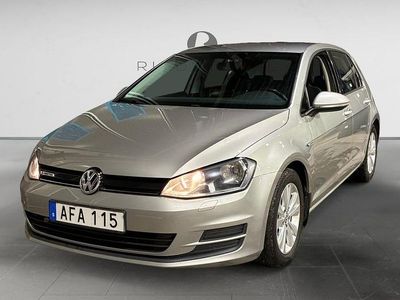Begagnad VW Golf VII 110 HK (80 kW) 2015 Silver Halvkombi