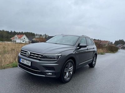 Silver metallic Begagnad 2018 VW Tiguan SUV | 244 900 kr (Lite dyr)