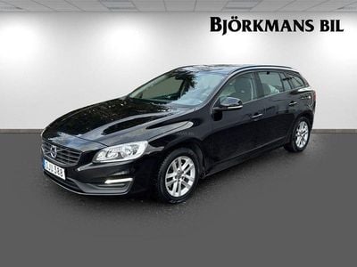 Svart Begagnad 2016 Volvo V60 Kombi | 129 000 kr (Marknadspris)