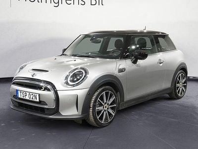 Begagnad Mini Cooper 22 kW (30 HK) 2022 Silver Halvkombi