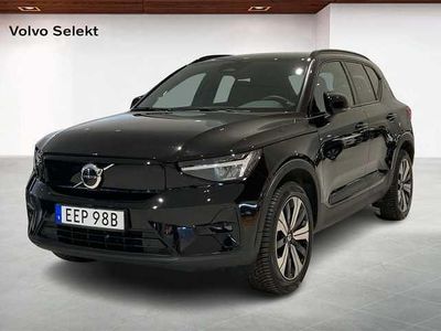 Begagnad Volvo XC40 Plus 172 kW (234 HK) 2023 Svart SUV
