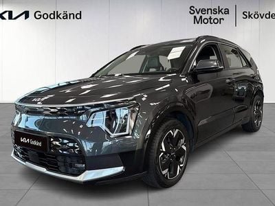Grå Begagnad 2022 Kia e-Niro SUV | 299 200 kr (Marknadspris)