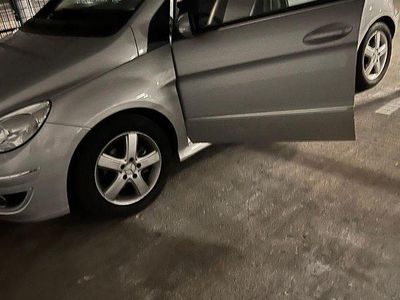 Mercedes B170