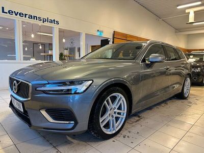 begagnad Volvo V60 Recharge T6 AWD Momentum Voc Värmare Drag moms