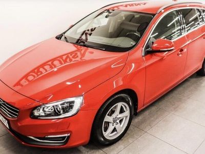 begagnad Volvo V60 D4 AWD Geartronic Momentum Euro 5