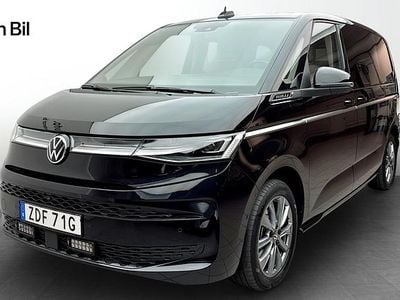 Svart Begagnad 2025 VW Multivan Style Van | 749 900 kr (Superpris)