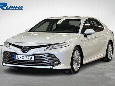 Begagnad Toyota Camry Executive 178 HK (130 kW) 2020 Vit Sedan