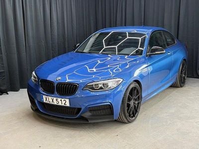 Begagnad BMW M240 M Sport 340 HK (250 kW) 2017 Blå Sportkupé