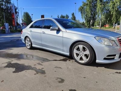 Mercedes E220