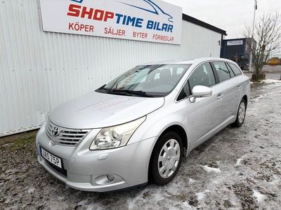 Begagnad Toyota Avensis 126 HK (92 kW) 2010 Silver Kombi